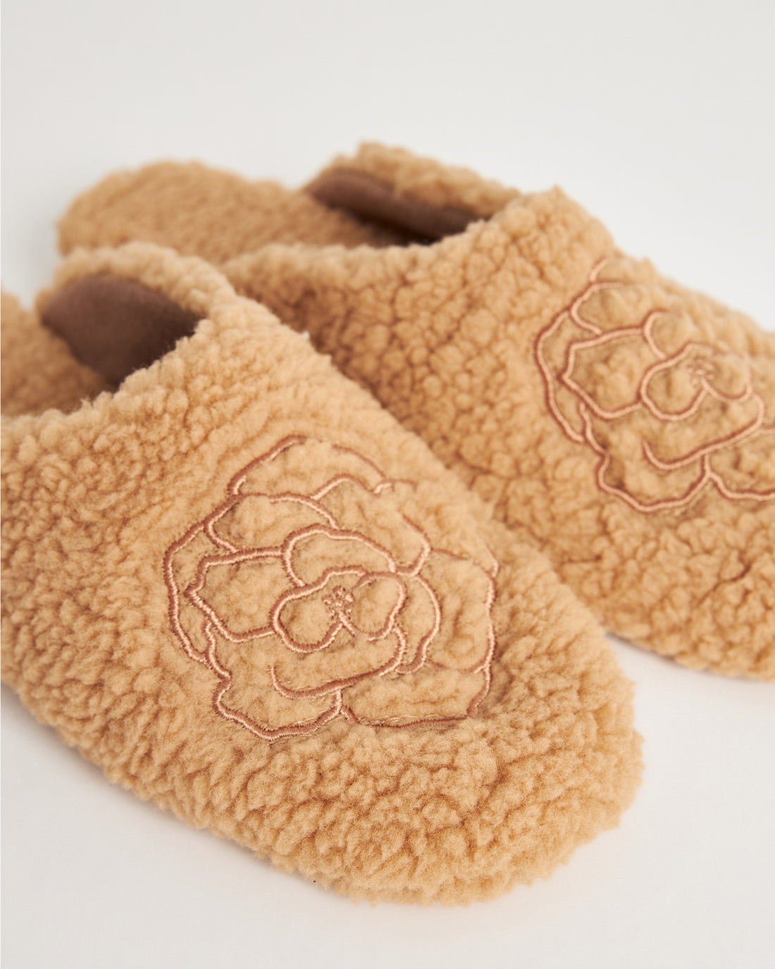 Kadın Kışlık Camel Gül Desenli Ev Terliği