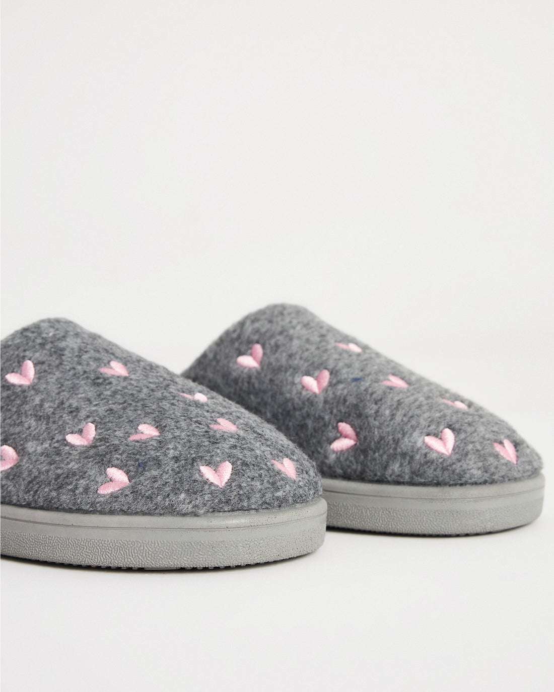 Gri Kalp Desenli Yumuşak Dokulu Kadın Ev İçi Ayakkabı