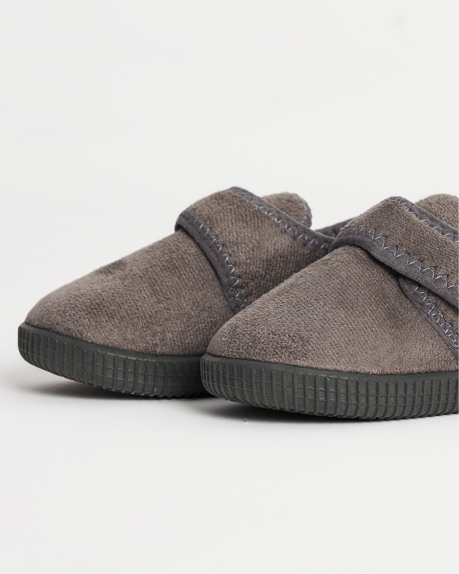 Çocuk Süet Cırtlı  Ev Ayakkabısı - REMY