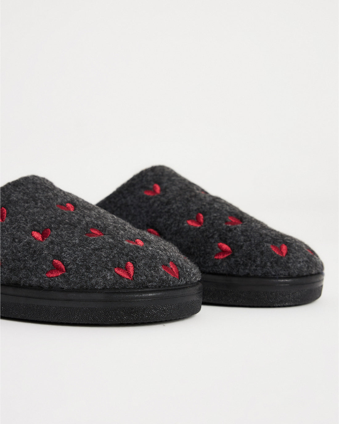 Antrasit  Kırmızı Kalp Desenli Kadın Ev İçi Ayakkabı