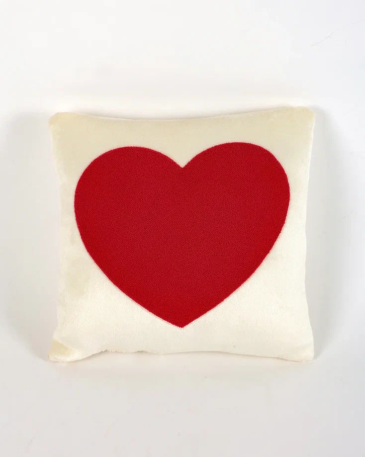 Kalp Figürlü Dekoratif Kırlent