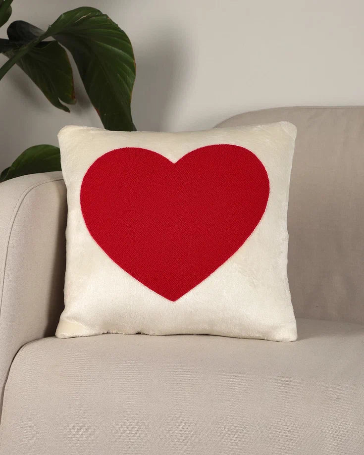 Kalp Figürlü Dekoratif Kırlent