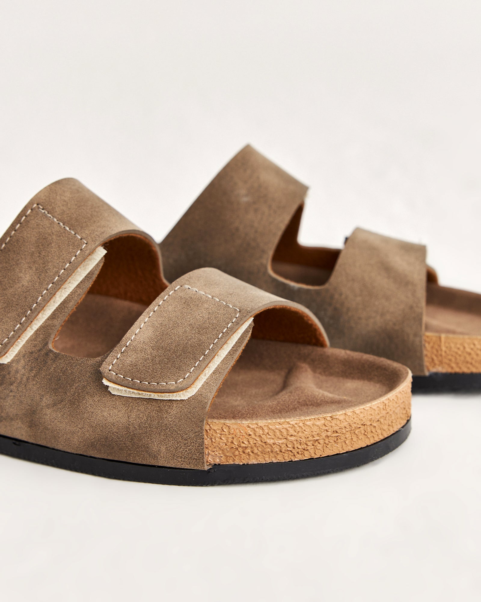 Kadın Yazlık Çift Bant Cırtlı Terlik