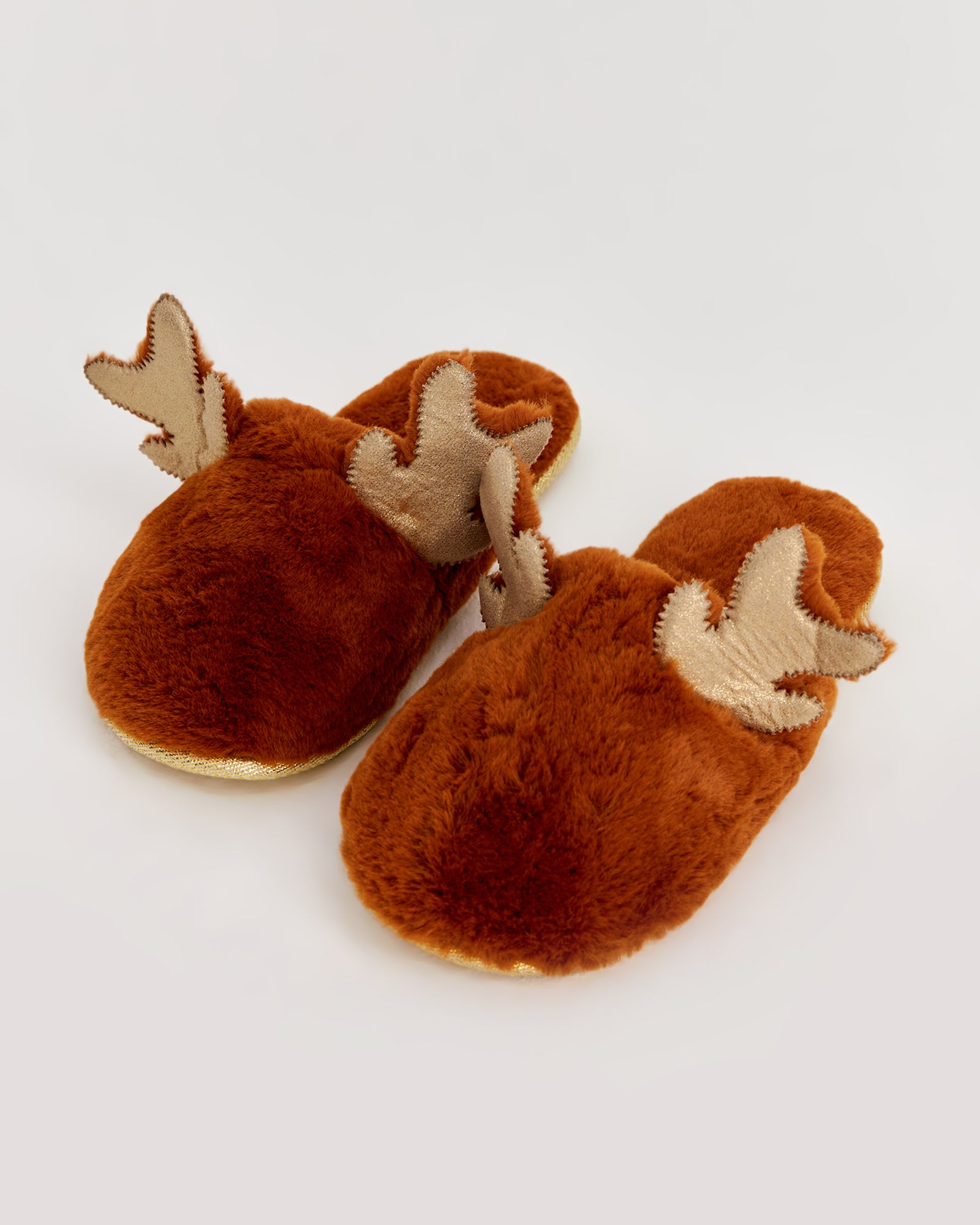 kadın ev terliği,kadın ev içi terlik,bayan ev terliği,kadın kışlık terlik,kadın yazlık terlik,evde giyilen kadın terlikleri,kadın konforlu terlik,rahat kadın ev terliği,kaymaz taban kadın terlik,kapalı kadın ev terliği