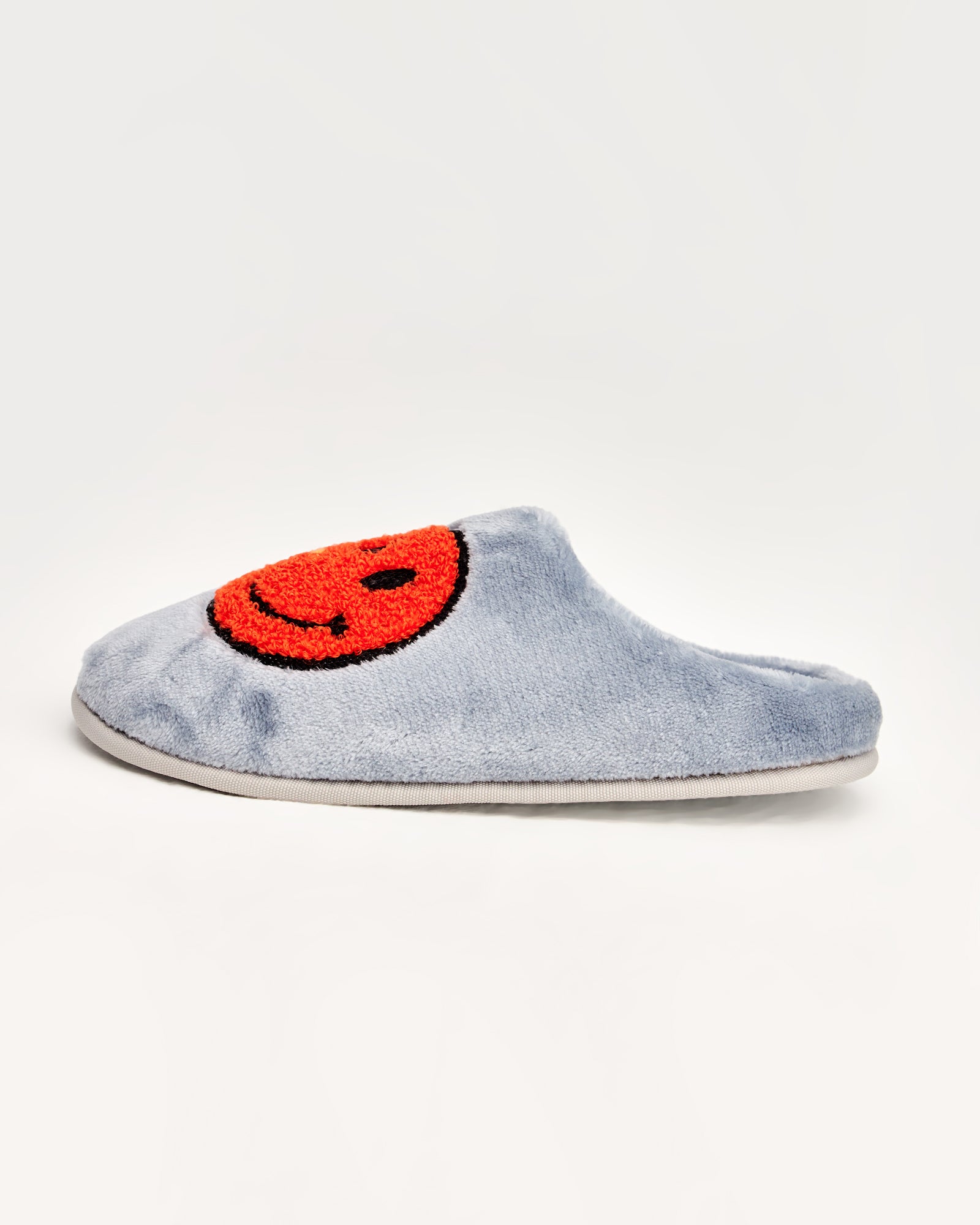 kadın ev terliği,kadın ev içi terlik,bayan ev terliği,kadın kışlık terlik,kadın yazlık terlik,evde giyilen kadın terlikleri,kadın konforlu terlik,rahat kadın ev terliği,kaymaz taban kadın terlik,kapalı kadın ev terliği