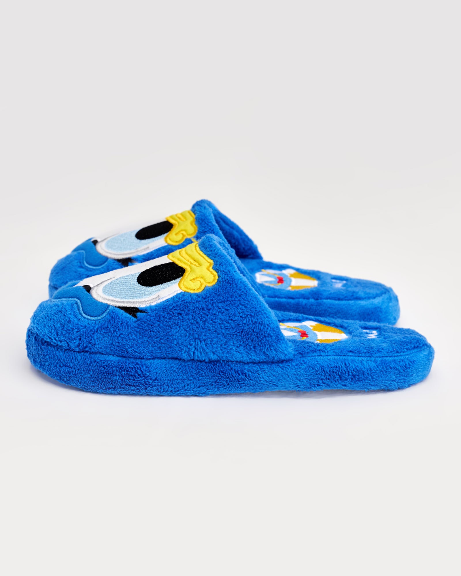 kadın ev terliği,kadın ev içi terlik,bayan ev terliği,kadın kışlık terlik,kadın yazlık terlik,evde giyilen kadın terlikleri,kadın konforlu terlik,rahat kadın ev terliği,kaymaz taban kadın terlik,kapalı kadın ev terliği,hayvan desenli terlik,ayıcık desenli terlik