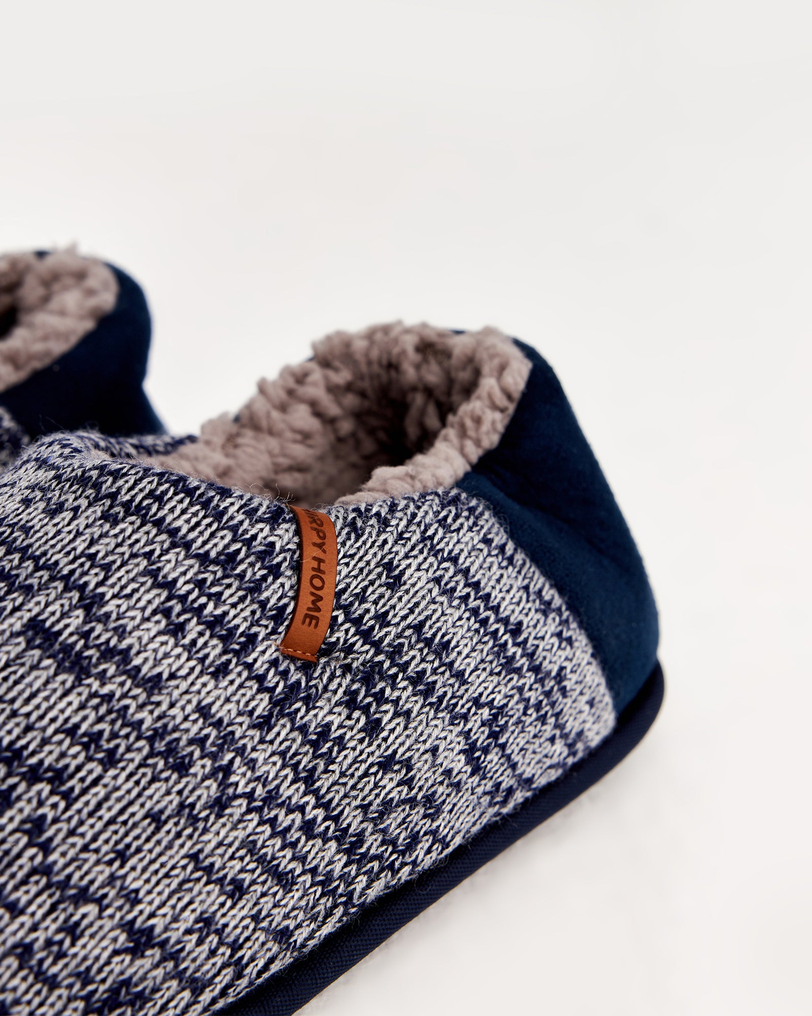 erkek ev içi ayakkabı,erkek ev ayakkabısı,erkek iç mekan ayakkabısı,erkek ev için ayakkabı,erkek ev ayakkabısı modelleri,erkek ev içi ayakkabı çeşitleri,rahat erkek ev ayakkabısı,konforlu erkek ev içi ayakkabı,erkek ev ayakkabısı fiyatları