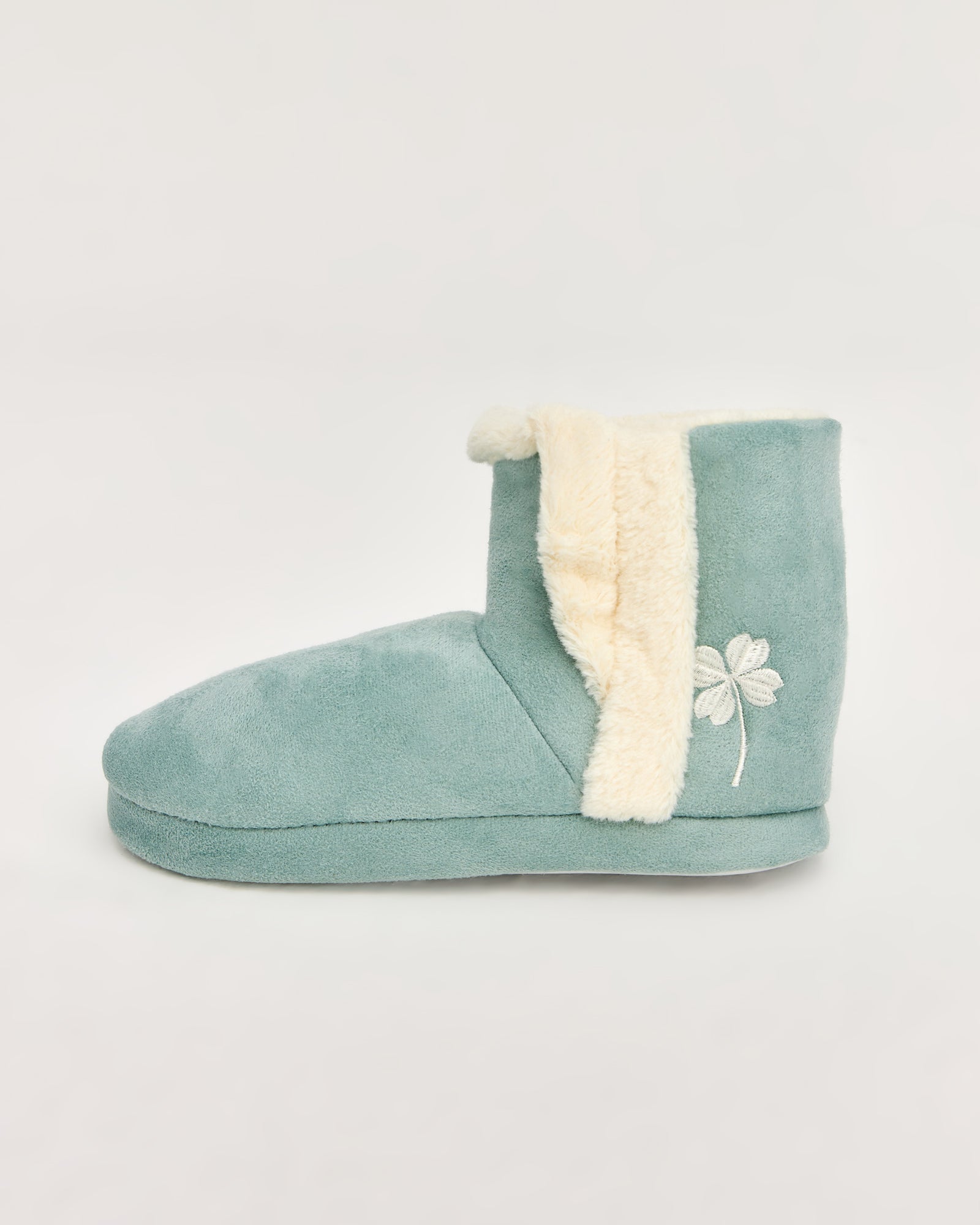 kadın panduf,kadın ev içi panduf,bayan panduf,kadın kışlık panduf,ev için kadın panduf,kadın panduf modelleri,yumuşak kadın panduf,sıcak tutan kadın panduf,kadın ev pandufu,peluş kadın panduf