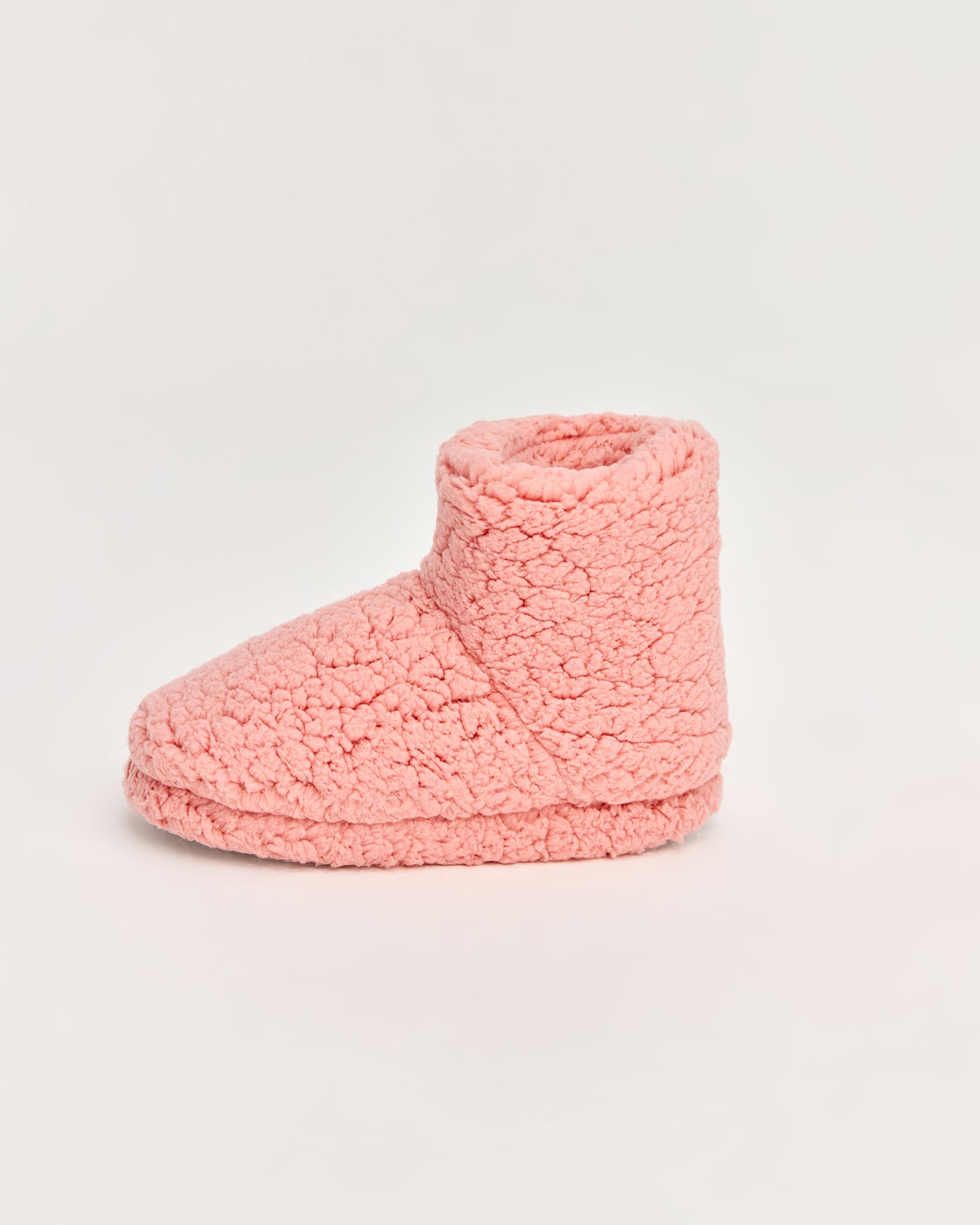 kadın panduf,kadın ev içi panduf,bayan panduf,kadın kışlık panduf,ev için kadın panduf,kadın panduf modelleri,yumuşak kadın panduf,sıcak tutan kadın panduf,kadın ev pandufu,peluş kadın panduf