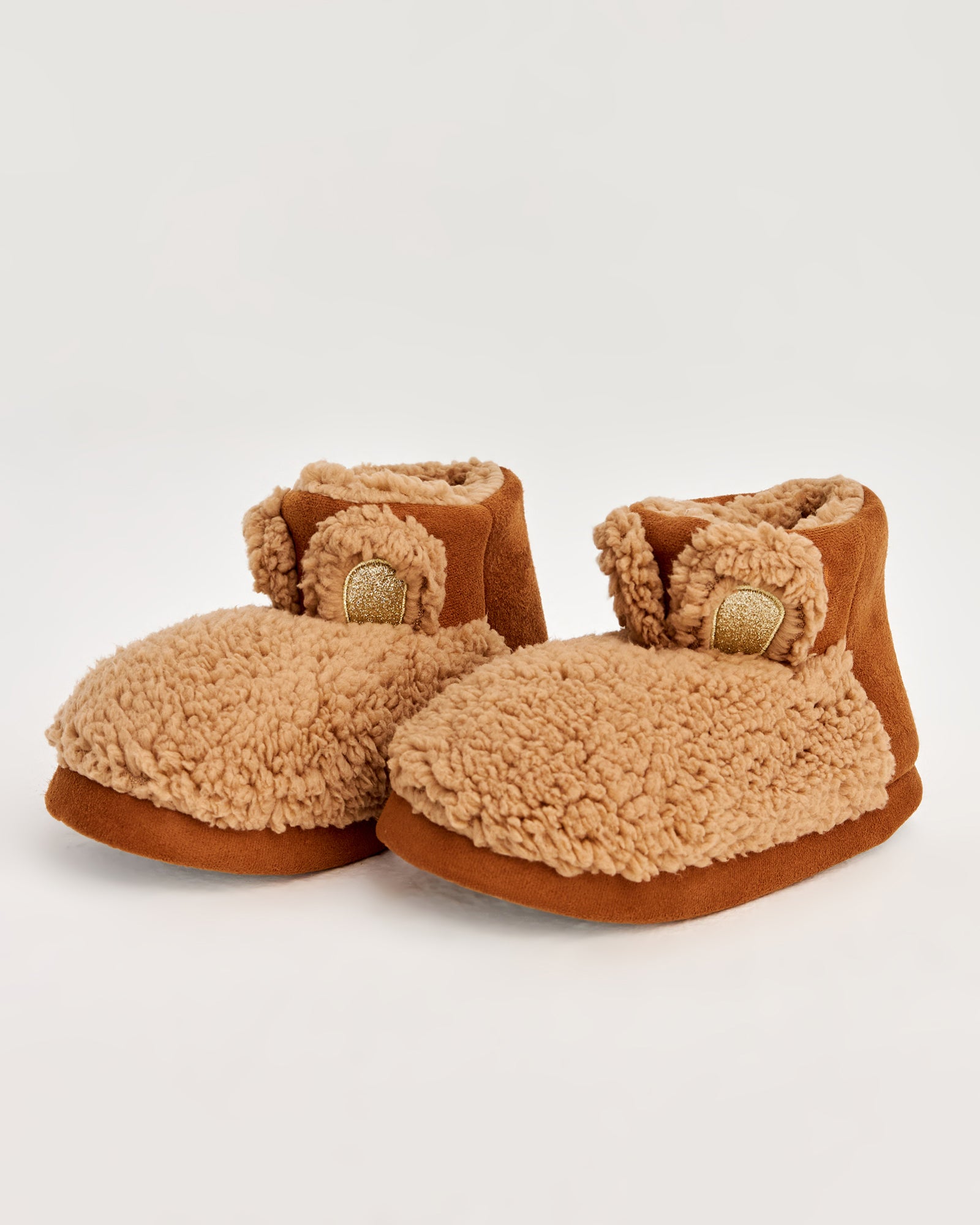 kadın panduf,kadın ev içi panduf,bayan panduf,kadın kışlık panduf,ev için kadın panduf,kadın panduf modelleri,yumuşak kadın panduf,sıcak tutan kadın panduf,kadın ev pandufu,peluş kadın panduf