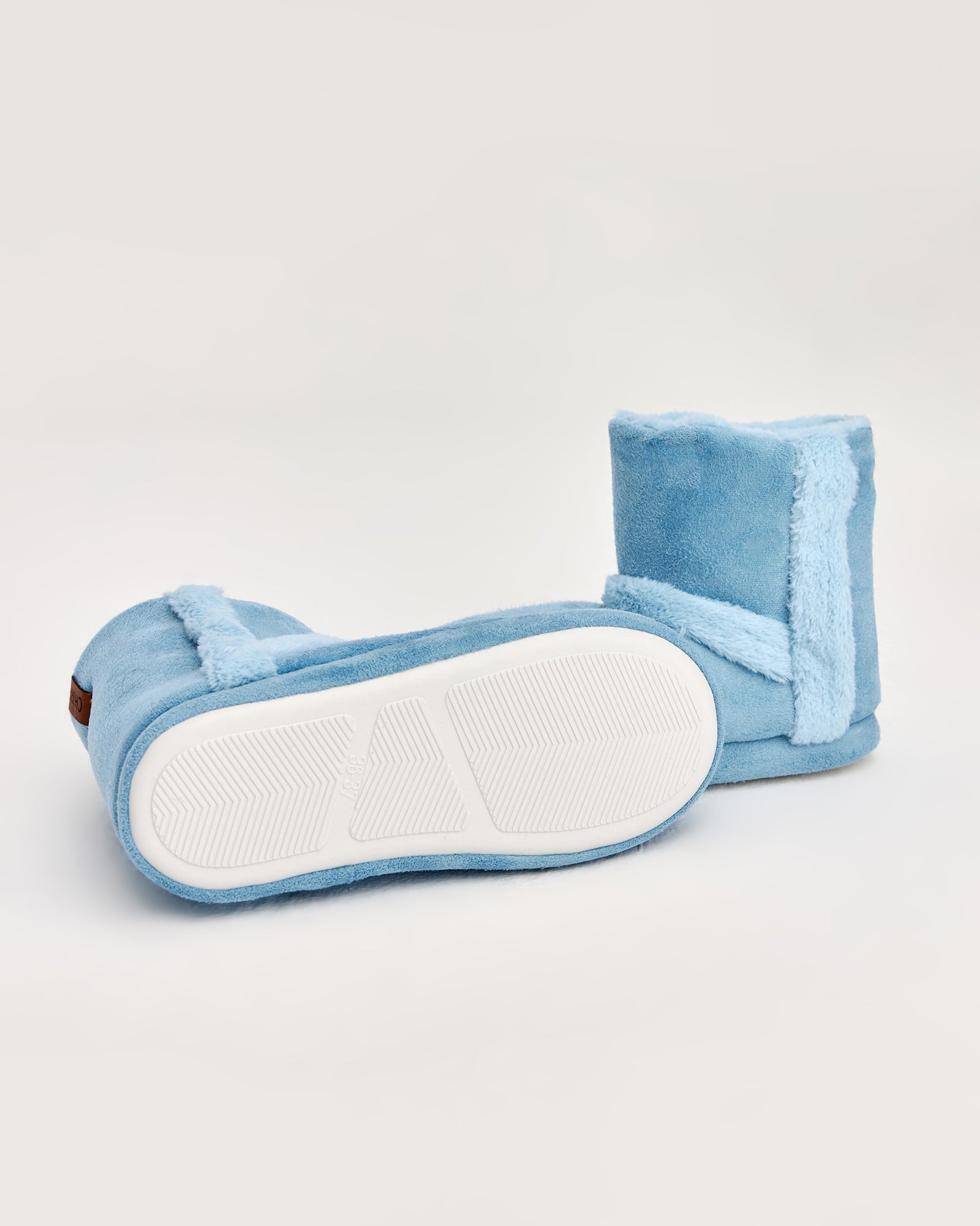 kadın panduf,kadın ev içi panduf,bayan panduf,kadın kışlık panduf,ev için kadın panduf,kadın panduf modelleri,yumuşak kadın panduf,sıcak tutan kadın panduf,kadın ev pandufu,peluş kadın panduf