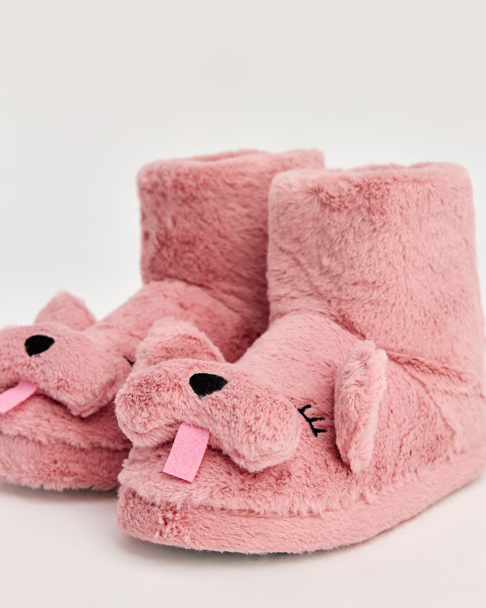 kadın panduf,kadın ev içi panduf,bayan panduf,kadın kışlık panduf,ev için kadın panduf,kadın panduf modelleri,yumuşak kadın panduf,sıcak tutan kadın panduf,kadın ev pandufu,peluş kadın panduf