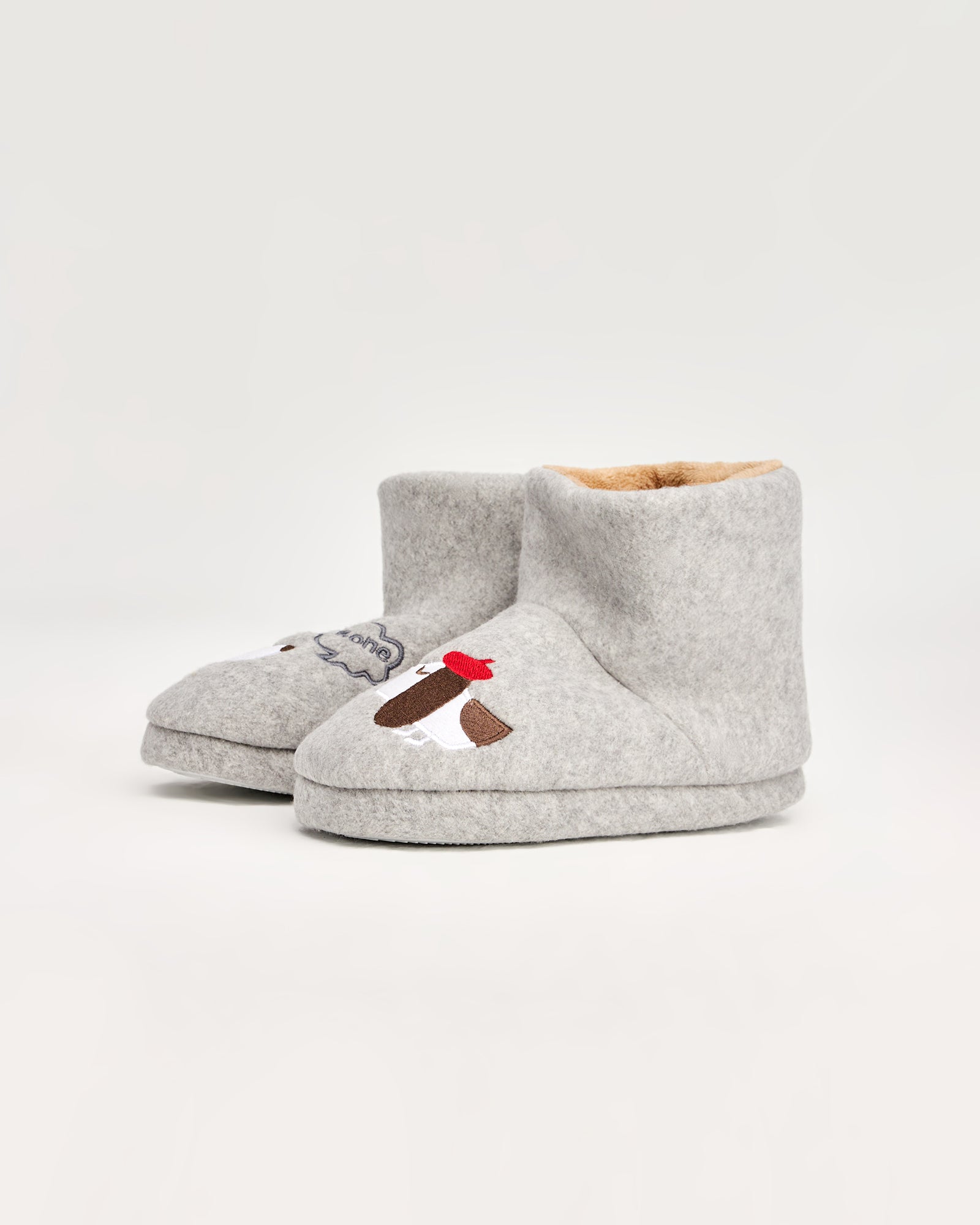 kadın panduf,kadın ev içi panduf,bayan panduf,kadın kışlık panduf,ev için kadın panduf,kadın panduf modelleri,yumuşak kadın panduf,sıcak tutan kadın panduf,kadın ev pandufu,peluş kadın panduf