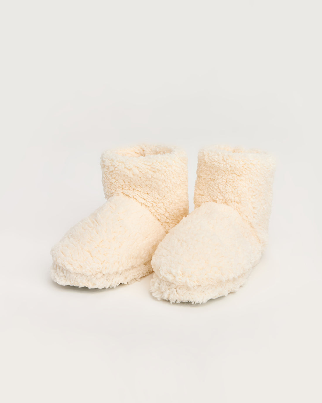 kadın panduf,kadın ev içi panduf,bayan panduf,kadın kışlık panduf,ev için kadın panduf,kadın panduf modelleri,yumuşak kadın panduf,sıcak tutan kadın panduf,kadın ev pandufu,peluş kadın panduf