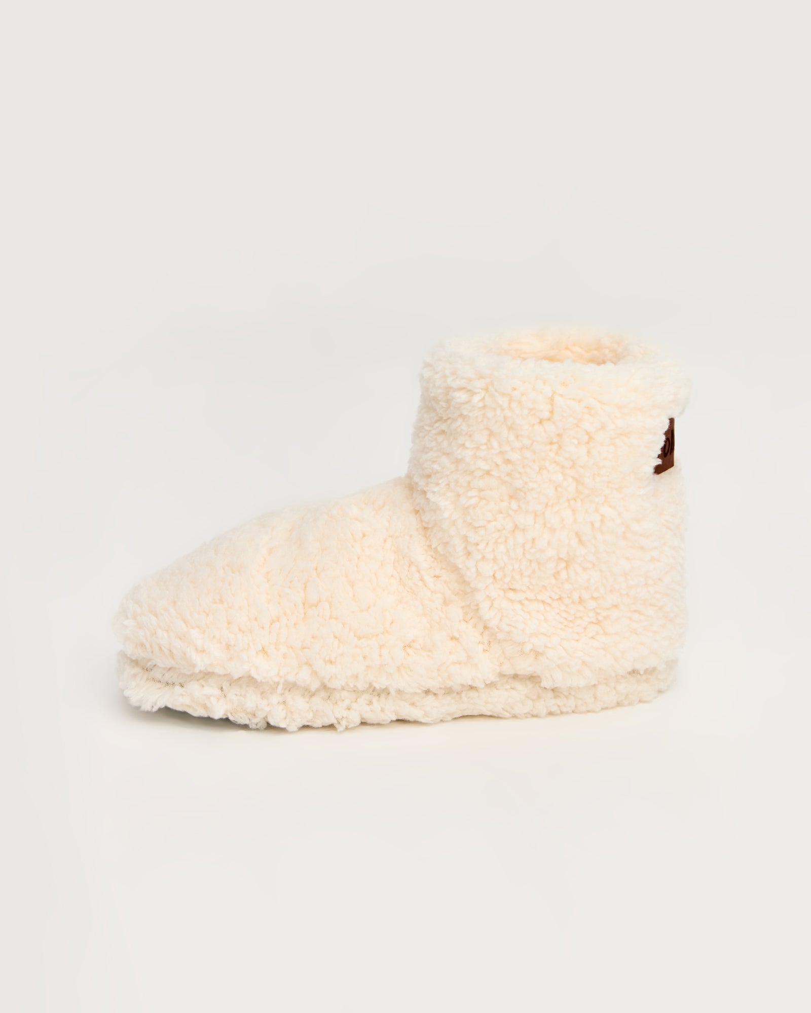 kadın panduf,kadın ev içi panduf,bayan panduf,kadın kışlık panduf,ev için kadın panduf,kadın panduf modelleri,yumuşak kadın panduf,sıcak tutan kadın panduf,kadın ev pandufu,peluş kadın panduf