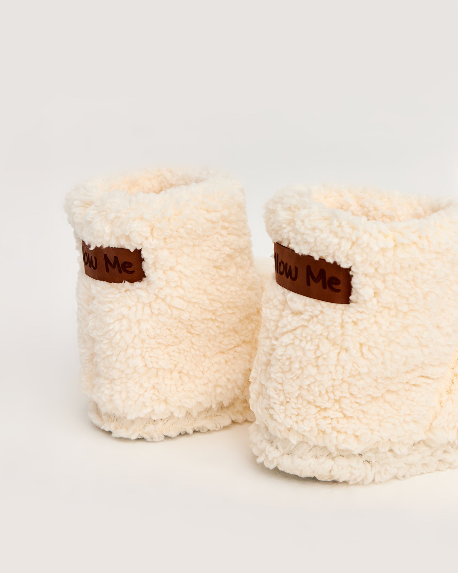 kadın panduf,kadın ev içi panduf,bayan panduf,kadın kışlık panduf,ev için kadın panduf,kadın panduf modelleri,yumuşak kadın panduf,sıcak tutan kadın panduf,kadın ev pandufu,peluş kadın panduf