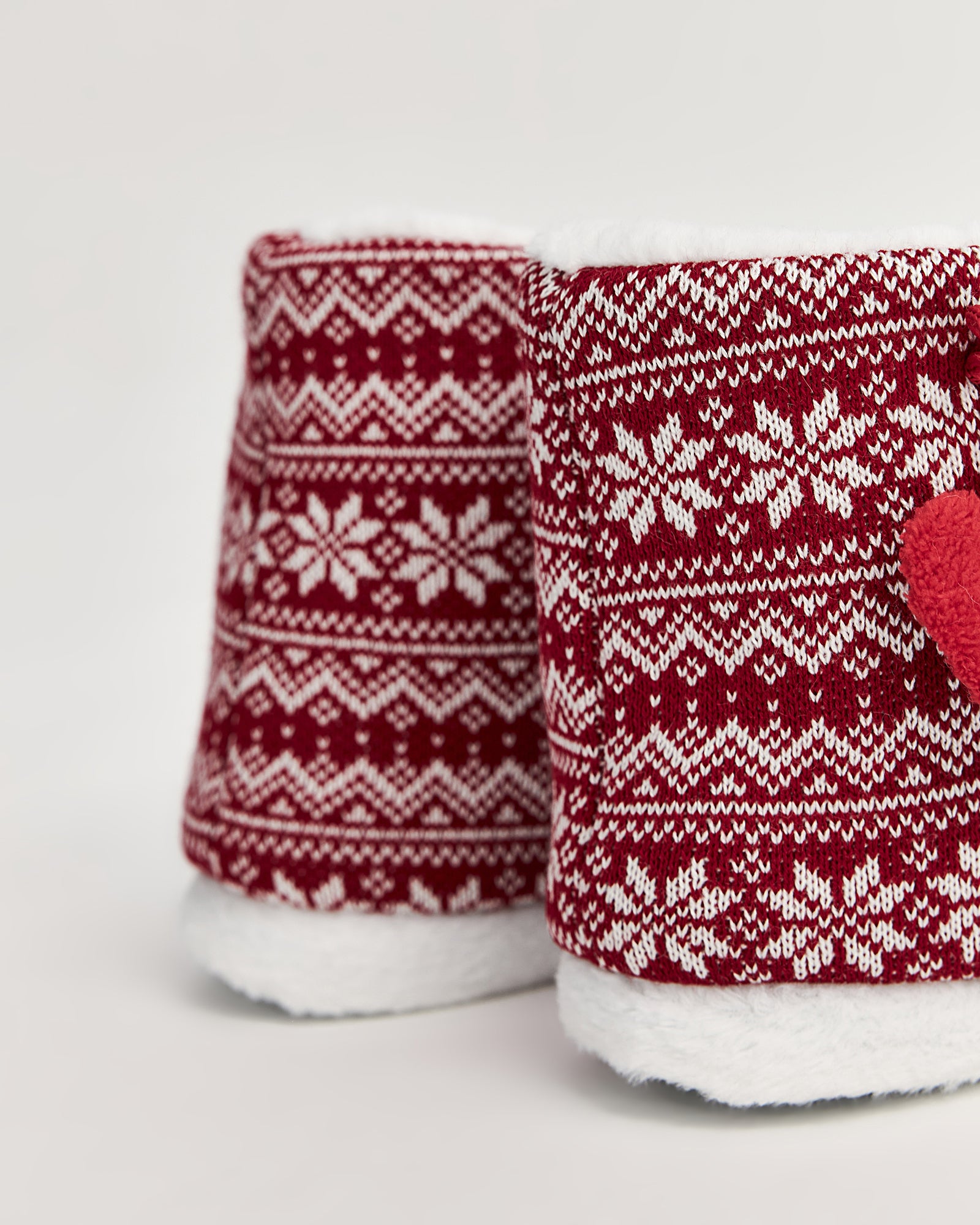 kadın panduf,kadın ev içi panduf,bayan panduf,kadın kışlık panduf,ev için kadın panduf,kadın panduf modelleri,yumuşak kadın panduf,sıcak tutan kadın panduf,kadın ev pandufu,peluş kadın panduf