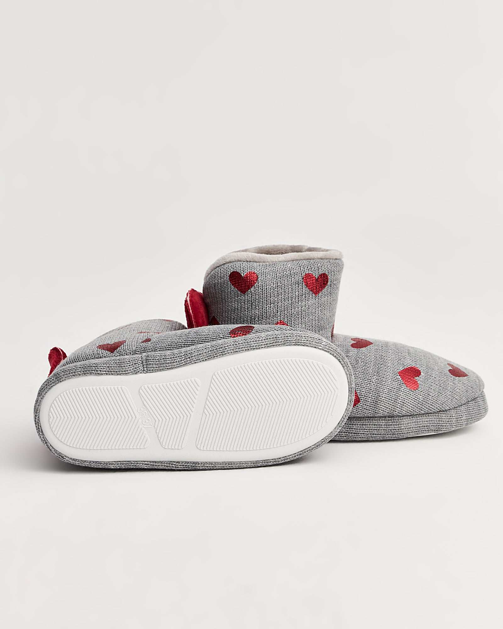 kadın panduf,kadın ev içi panduf,bayan panduf,kadın kışlık panduf,ev için kadın panduf,kadın panduf modelleri,yumuşak kadın panduf,sıcak tutan kadın panduf,kadın ev pandufu,peluş kadın panduf