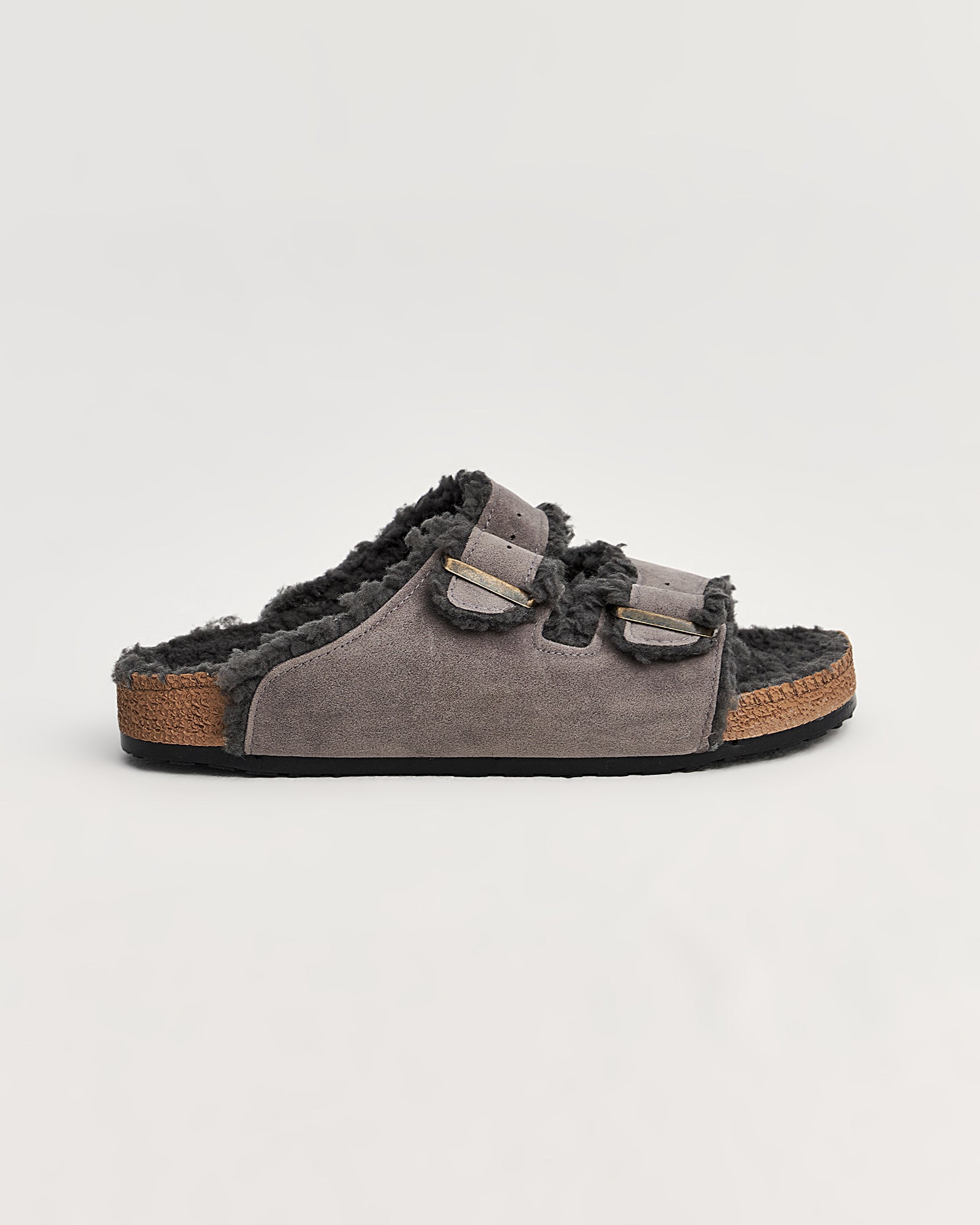 kadın ev terliği,kadın ev içi terlik,bayan ev terliği,kadın kışlık terlik,kadın yazlık terlik,evde giyilen kadın terlikleri,kadın konforlu terlik,rahat kadın ev terliği,kaymaz taban kadın terlik,kapalı kadın ev terliği