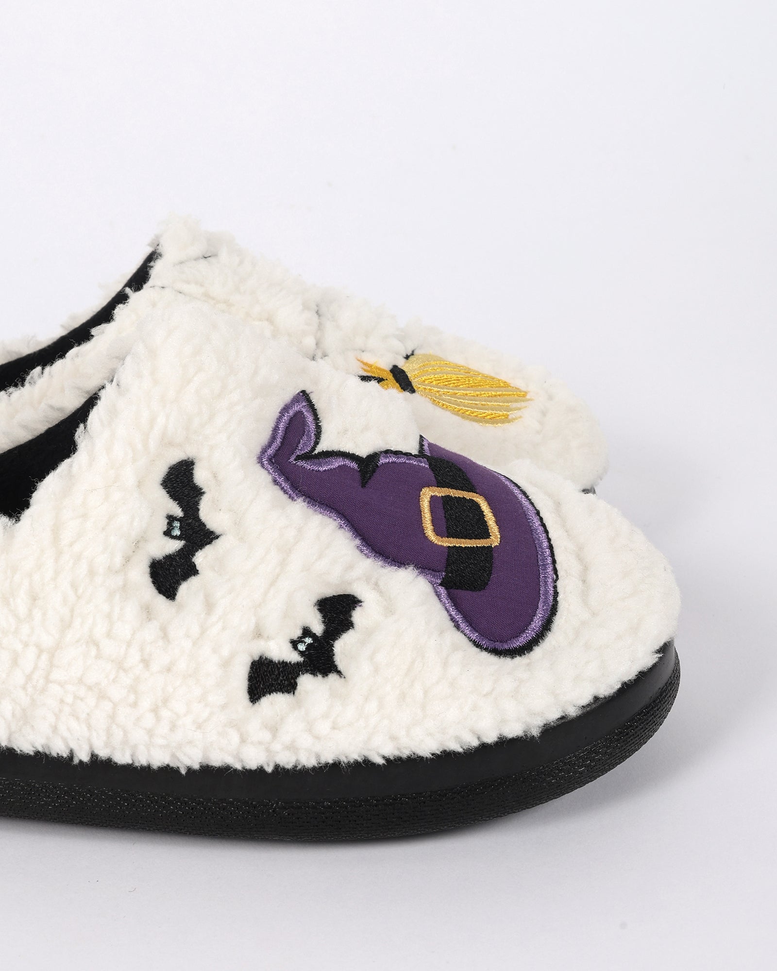 Kadın Halloween Temalı  Sevimli Cadı Temalı Beyaz Pelüş Ev İçi Ayakkabı