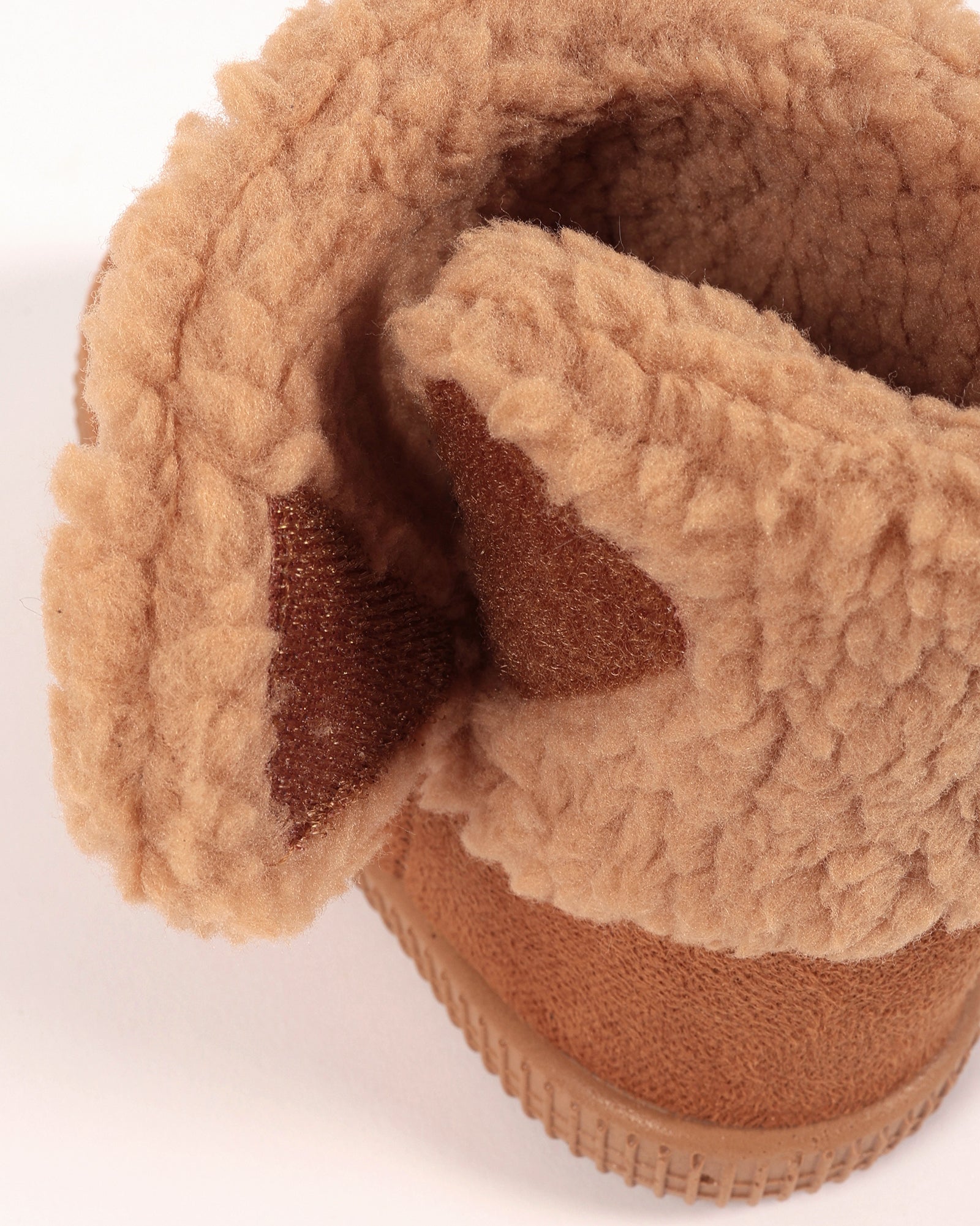 Bebek Ve Çocuk Camel Süet Görünümlü Ayıcık Model İşlemeli  Peluş Panduf