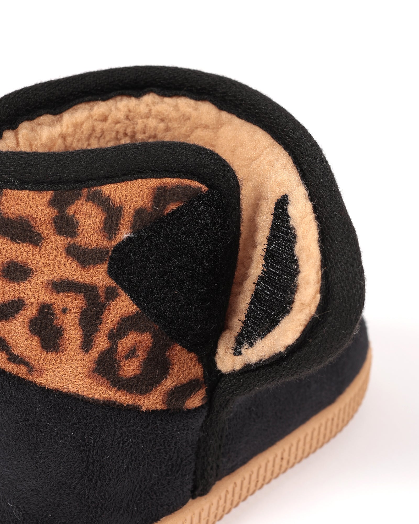 Bebek ve Çocuk Siyah Leopar Desenli Camel Taban Pelüş Ev Botu