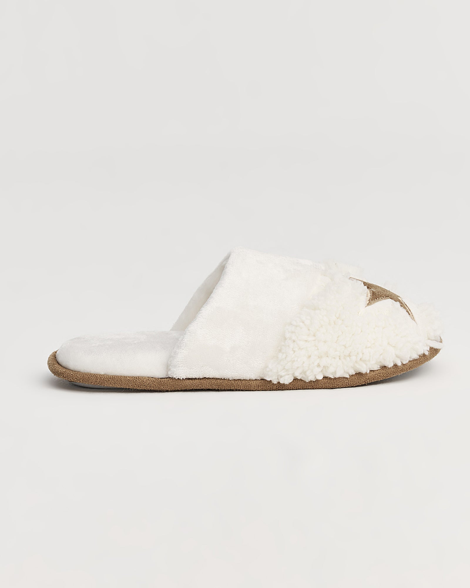 kadın ev terliği,kadın ev içi terlik,bayan ev terliği,kadın kışlık terlik,kadın yazlık terlik,evde giyilen kadın terlikleri,kadın konforlu terlik,rahat kadın ev terliği,kaymaz taban kadın terlik,kapalı kadın ev terliği