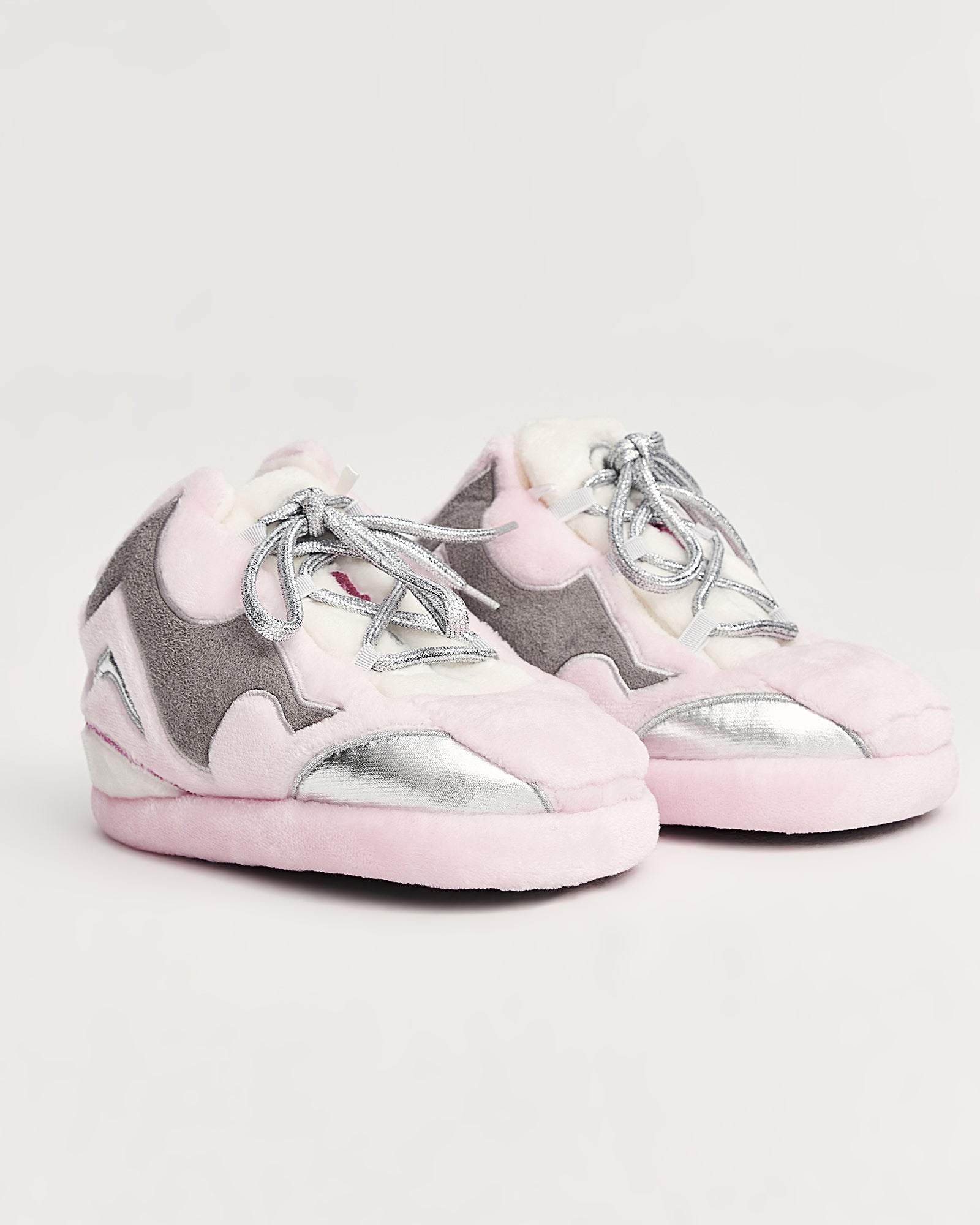 çocuk ev içi ayakkabı,çocuk ev ayakkabısı,kız çocuk ev ayakkabısı,erkek çocuk ev ayakkabısı,çocuk ev ayakkabısı modelleri,çocuk ev içi ayakkabı çeşitleri,rahat çocuk ev ayakkabısı,konforlu çocuk ev içi ayakkabı,evde giyilen çocuk ayakkabısı