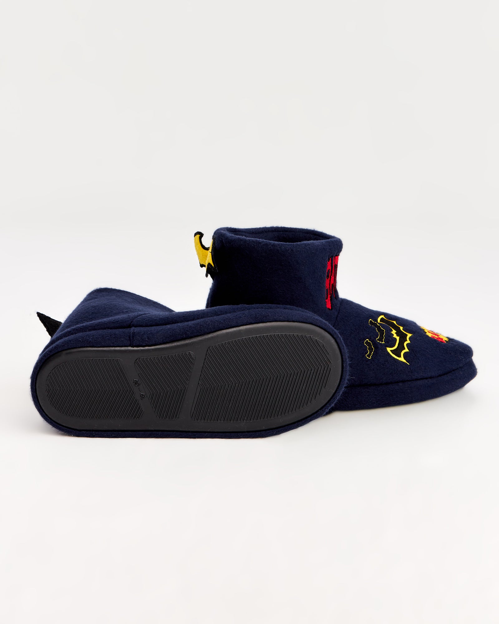 erkek panduf,erkek ev içi panduf,erkek ev pandufu,erkek kışlık panduf,ev için erkek panduf,erkek panduf modelleri,erkek ev içi panduf çeşitleri,konforlu erkek panduf,rahat erkek panduf