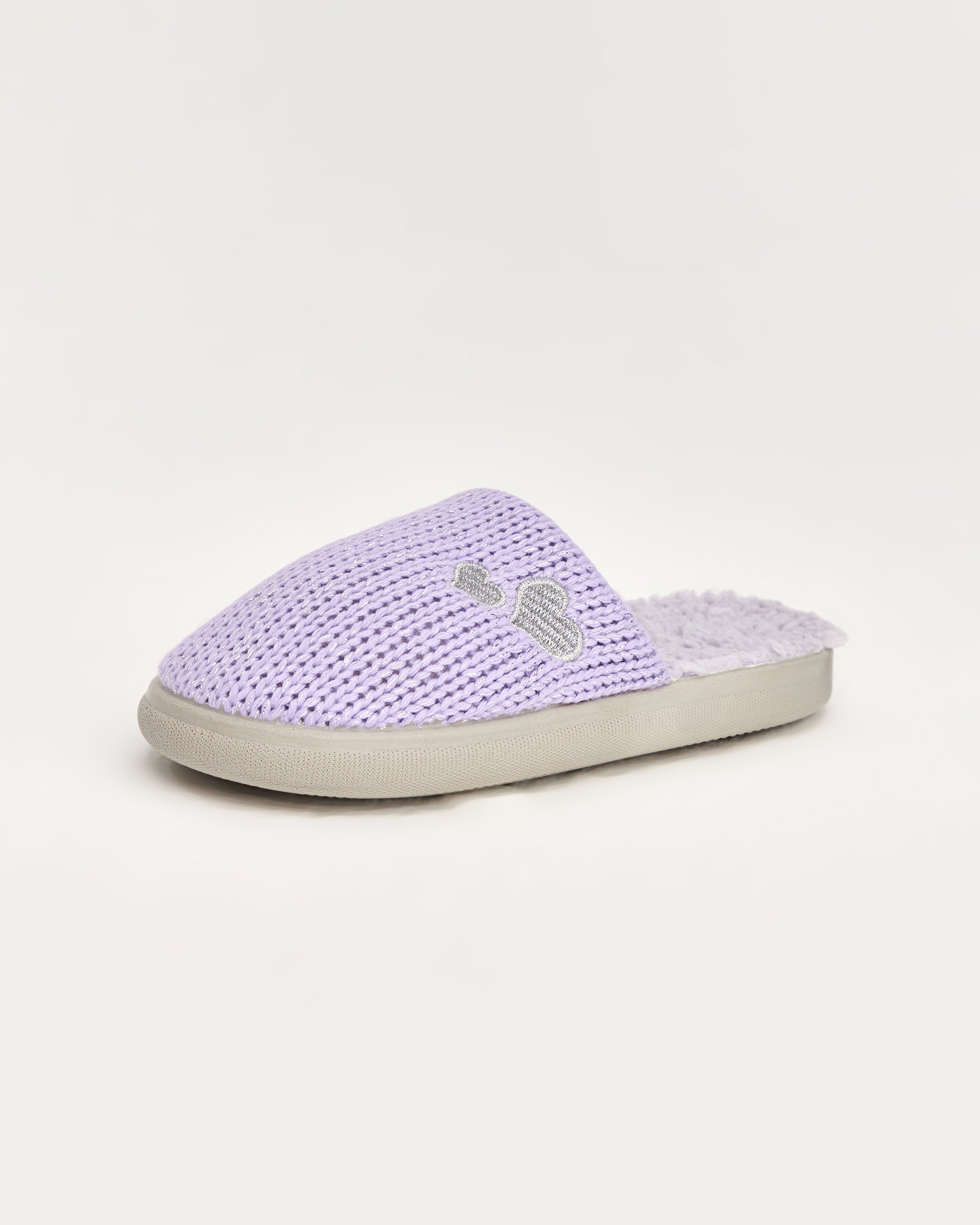 kadın ev terliği,kadın ev içi terlik,bayan ev terliği,kadın kışlık terlik,kadın yazlık terlik,evde giyilen kadın terlikleri,kadın konforlu terlik,rahat kadın ev terliği,kaymaz taban kadın terlik,kapalı kadın ev terliği