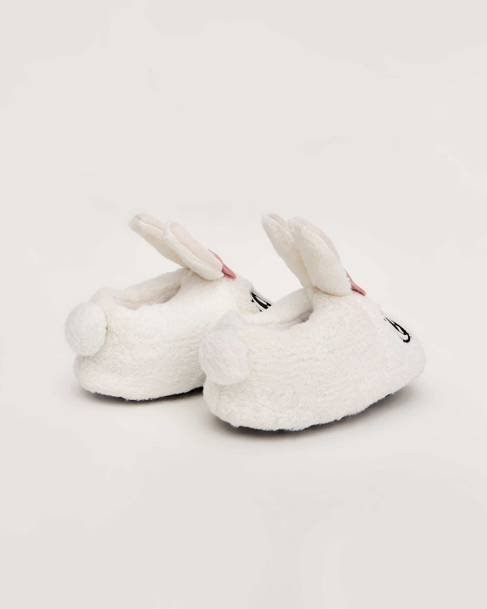 çocuk ev içi ayakkabı,çocuk ev ayakkabısı,kız çocuk ev ayakkabısı,erkek çocuk ev ayakkabısı,çocuk ev ayakkabısı modelleri,çocuk ev içi ayakkabı çeşitleri,rahat çocuk ev ayakkabısı,konforlu çocuk ev içi ayakkabı,evde giyilen çocuk ayakkabısı